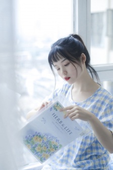 年轻的阿姨1